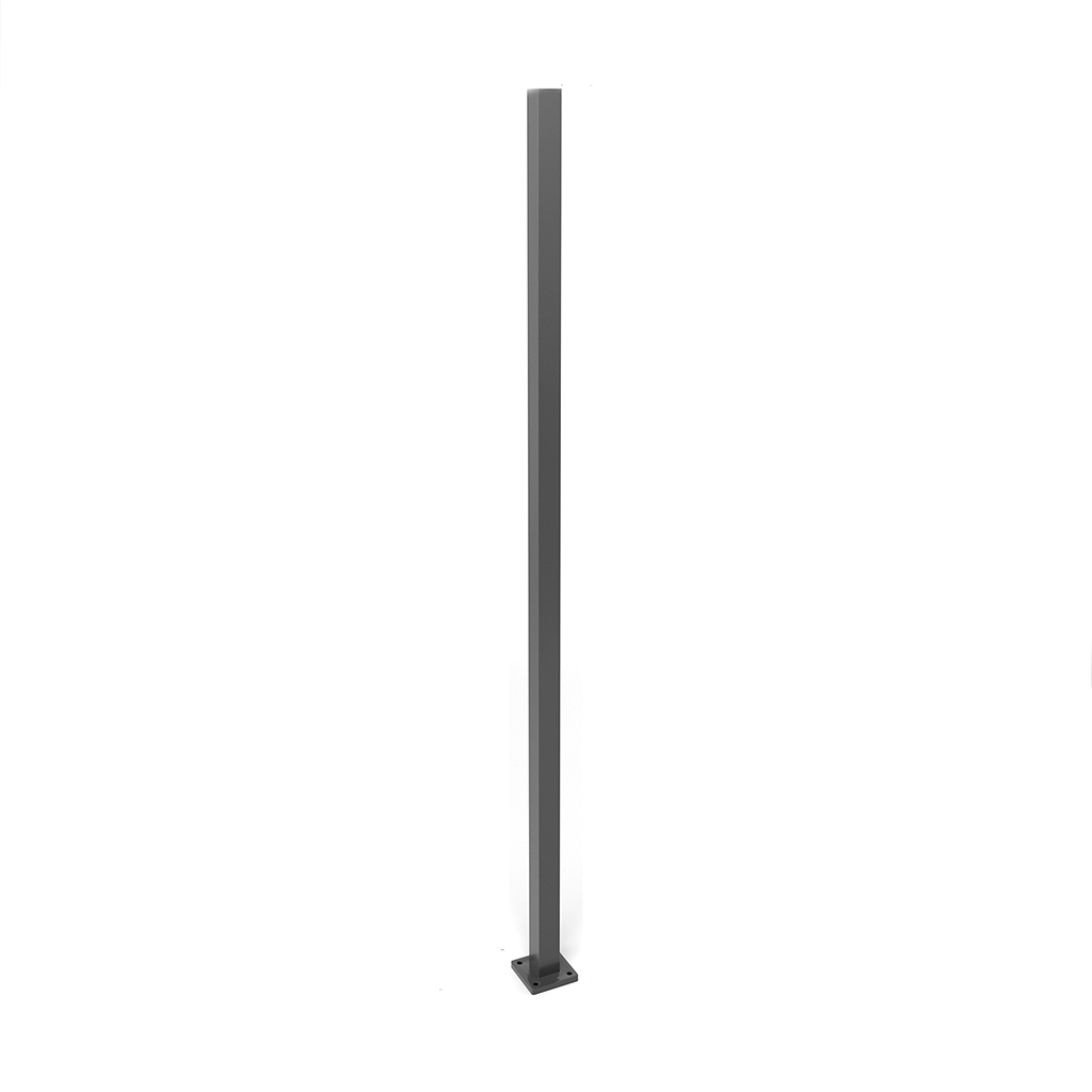 6' 4" Trex Privacy Post